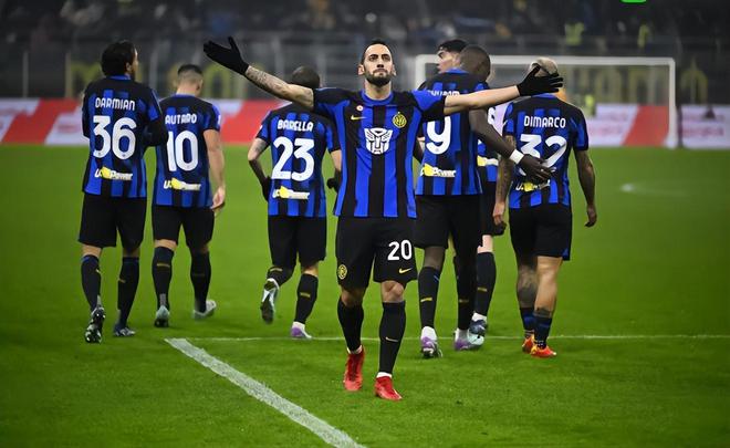 拉塔头球破 拉塔头球破