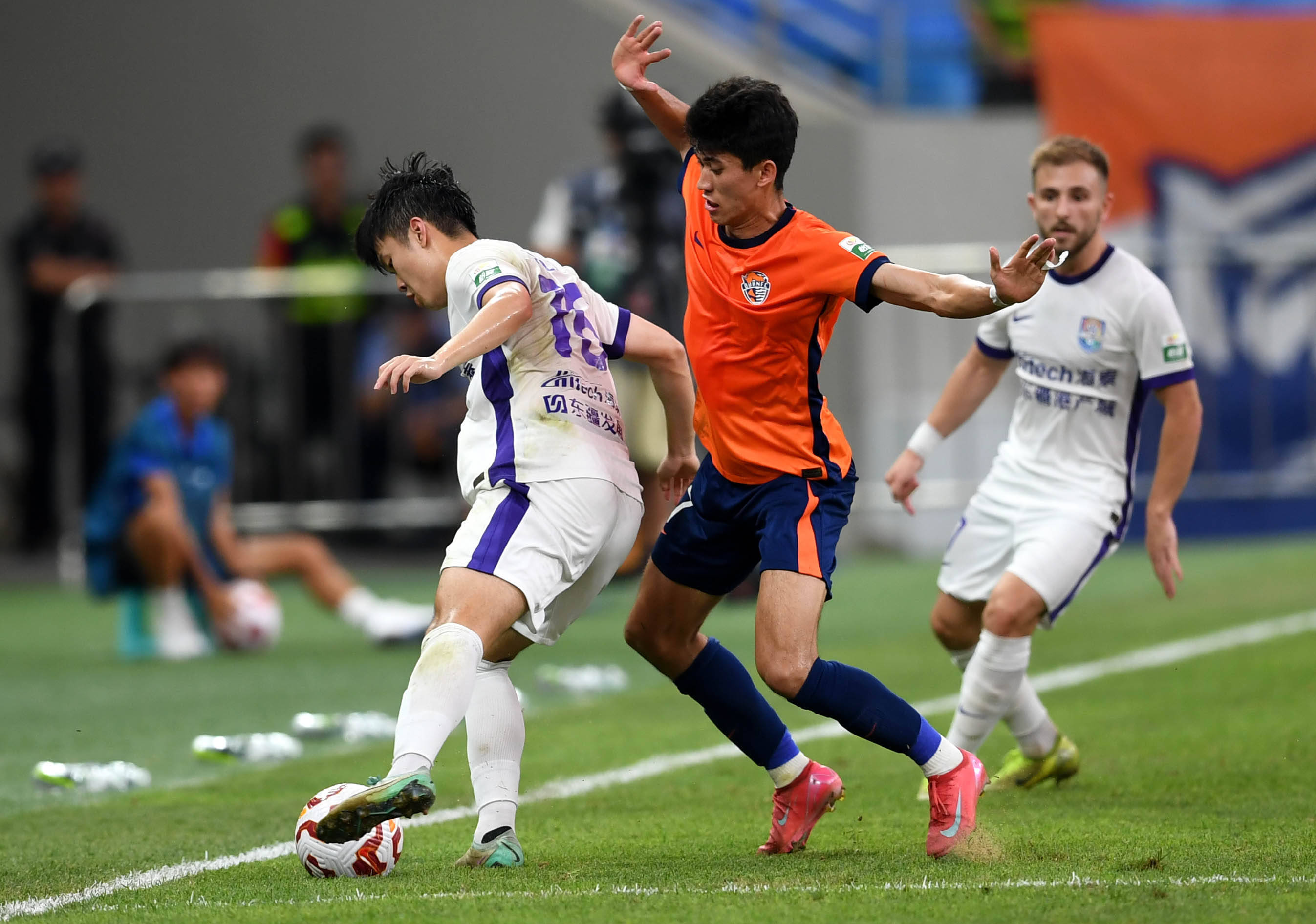 来加强球队 来加强球队