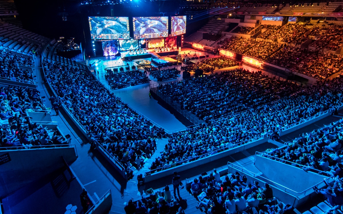 我们不仅看 我们不仅看