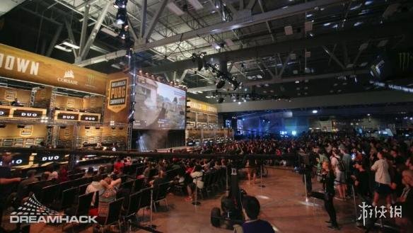 在这场节奏 在这场节奏